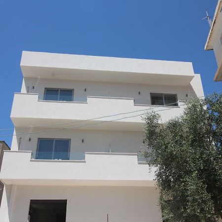 Hill'S Residence Sarandë Exterior foto